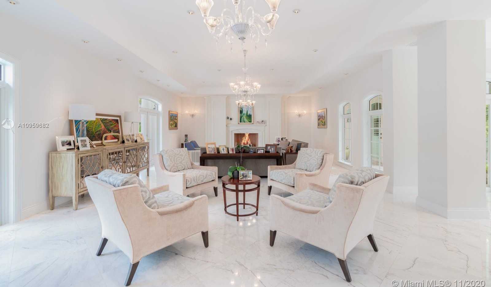 Small Image of 6851 SOUTH WEST 106TH ST, Pinecrest Number 7