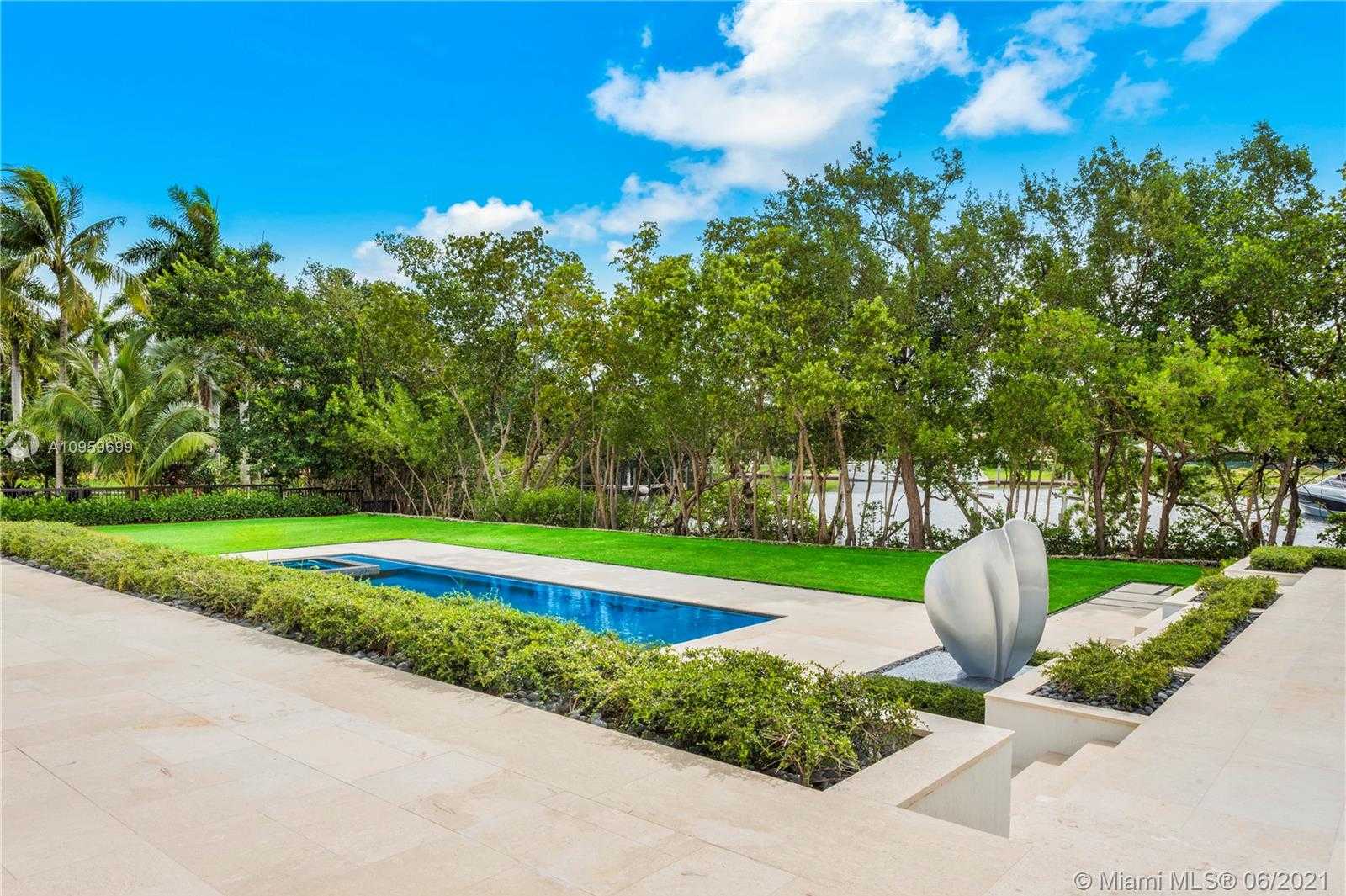 Small Image of 9475 JOURNEYS END RD, Coral Gables Number 34