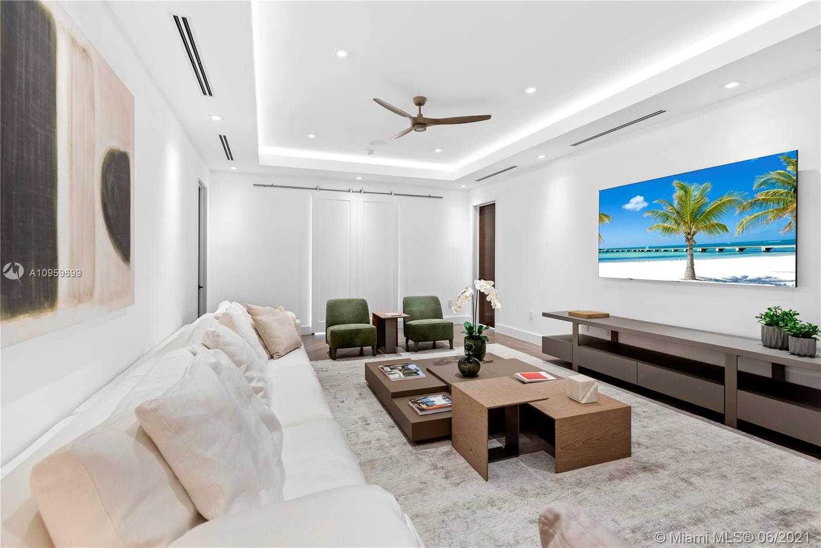 Small Image of 9475 JOURNEYS END RD, Coral Gables Number 53