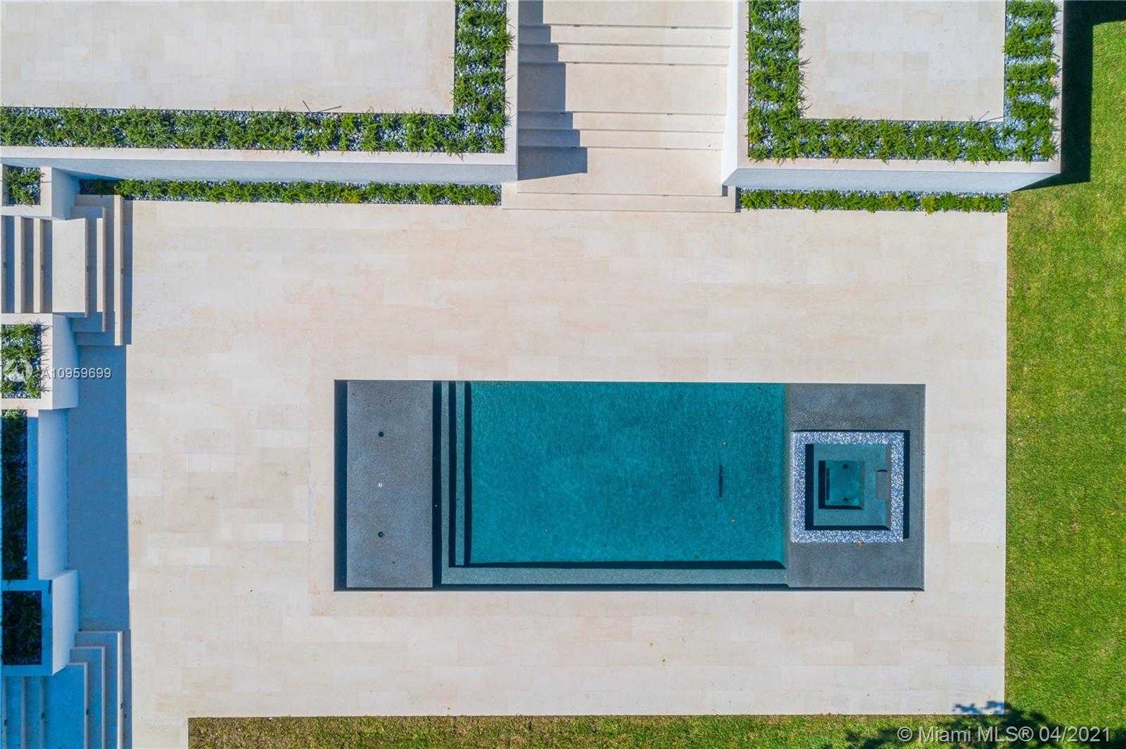 Small Image of 9475 JOURNEYS END RD, Coral Gables Number 63