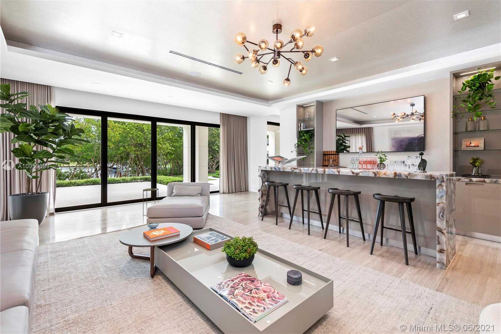 Small Image of 9475 JOURNEYS END RD, Coral Gables Number 7