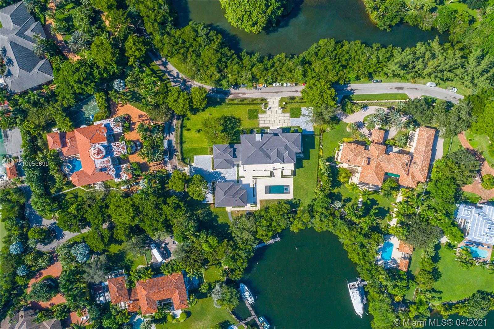 Small Image of 9475 JOURNEYS END RD, Coral Gables Number 70