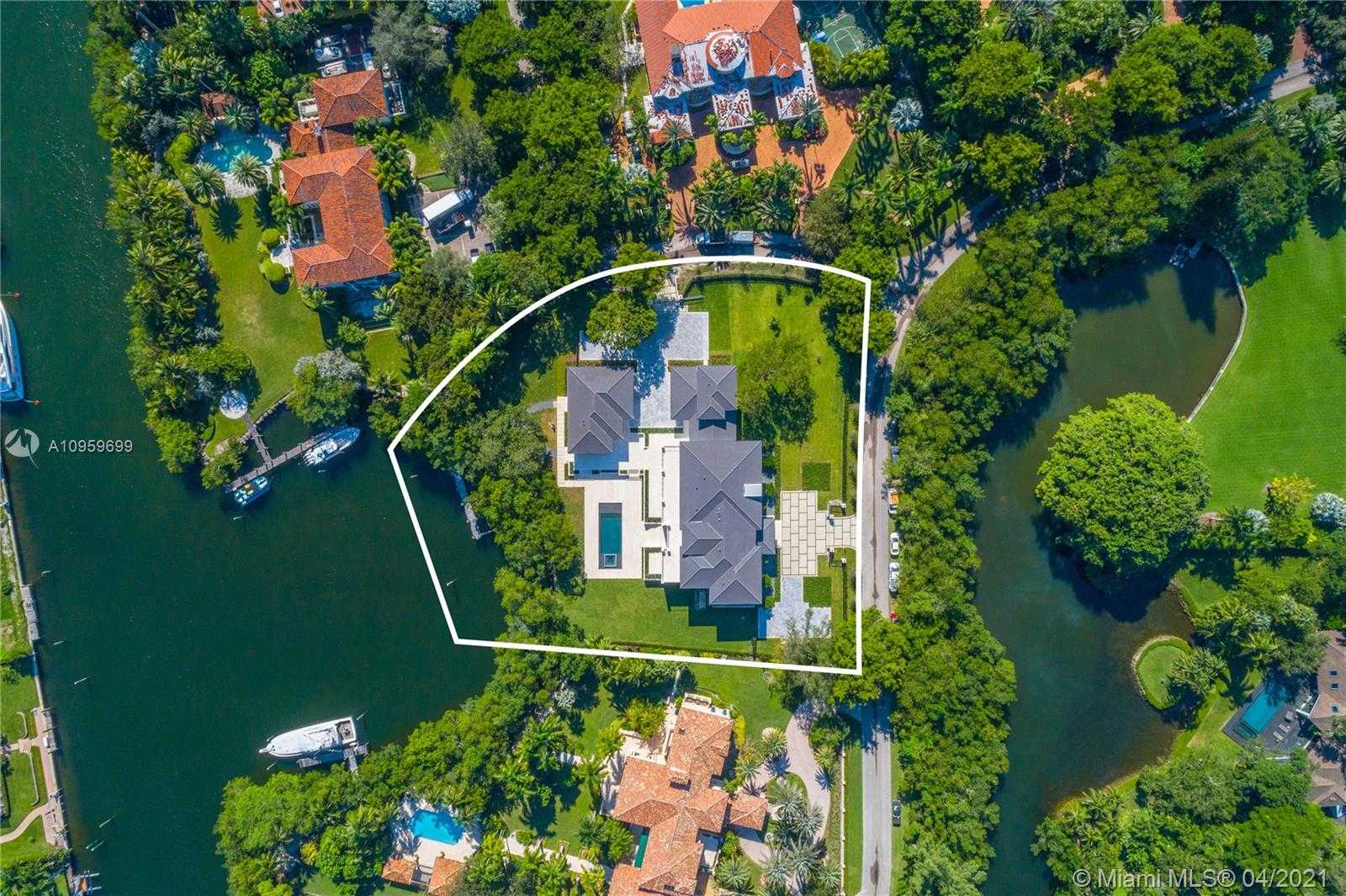 Small Image of 9475 JOURNEYS END RD, Coral Gables Number 72