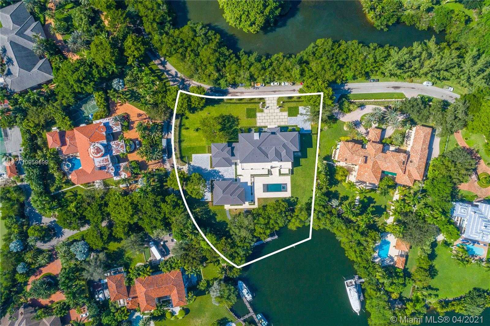 Small Image of 9475 JOURNEYS END RD, Coral Gables Number 73