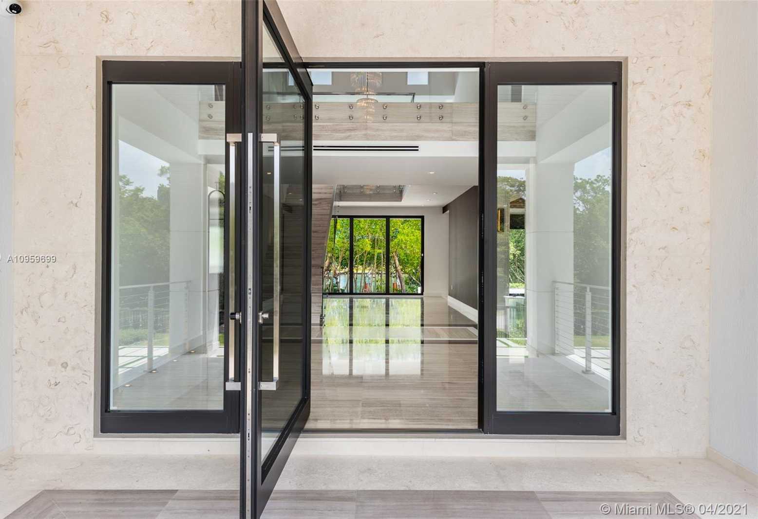 Small Image of 9475 JOURNEYS END RD, Coral Gables Number 83