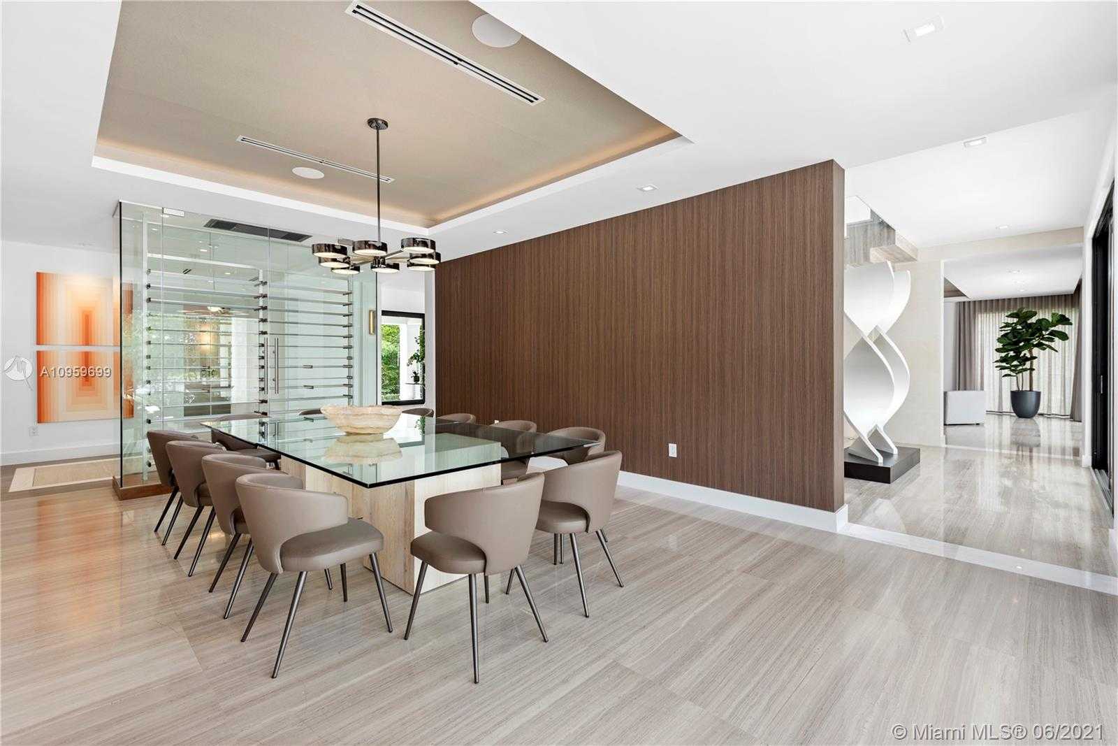 Small Image of 9475 JOURNEYS END RD, Coral Gables Number 9