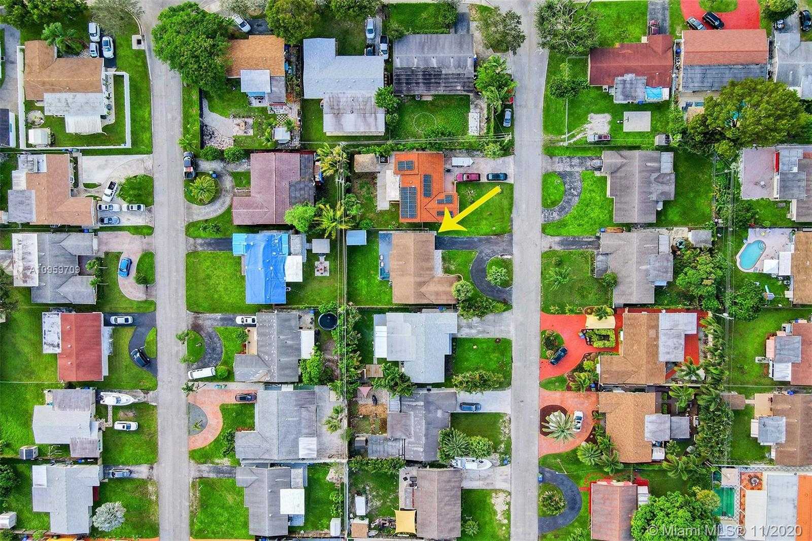 Small Image of 8860 NORTH WEST 16TH ST, Pembroke Pines Number 24
