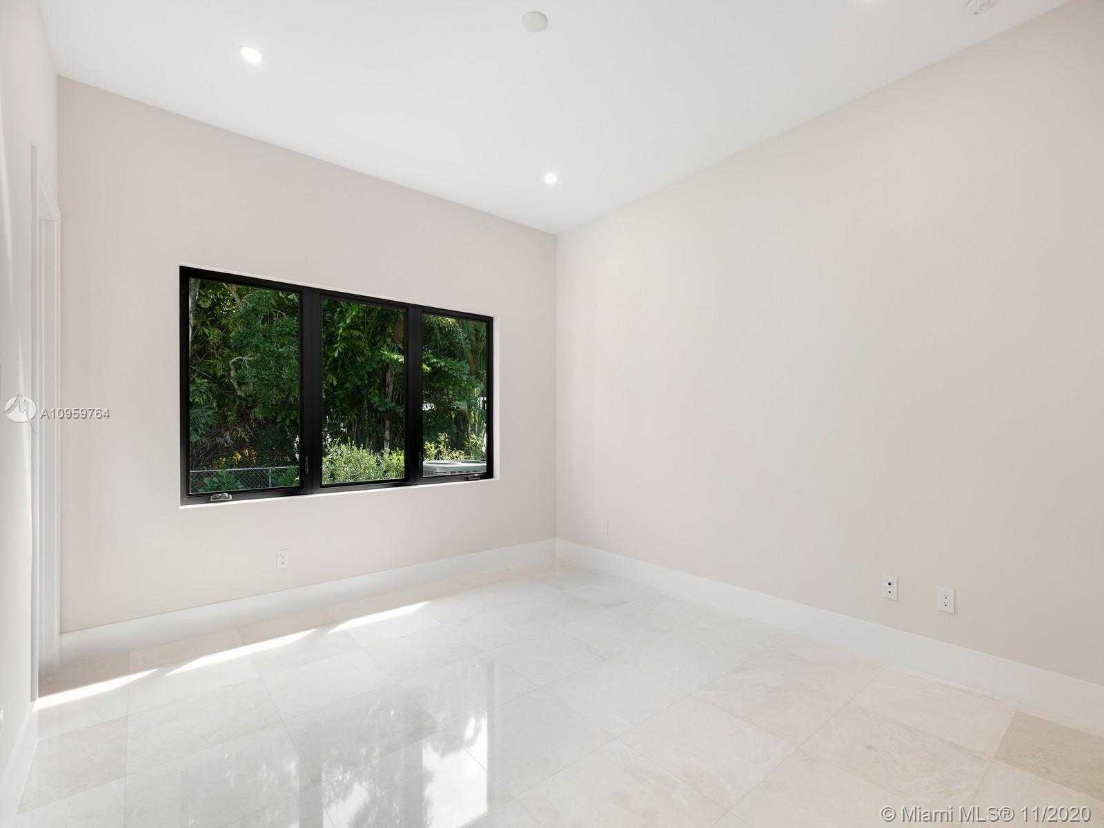 Small Image of 6065 SOUTH WEST 109TH ST, Pinecrest Number 26