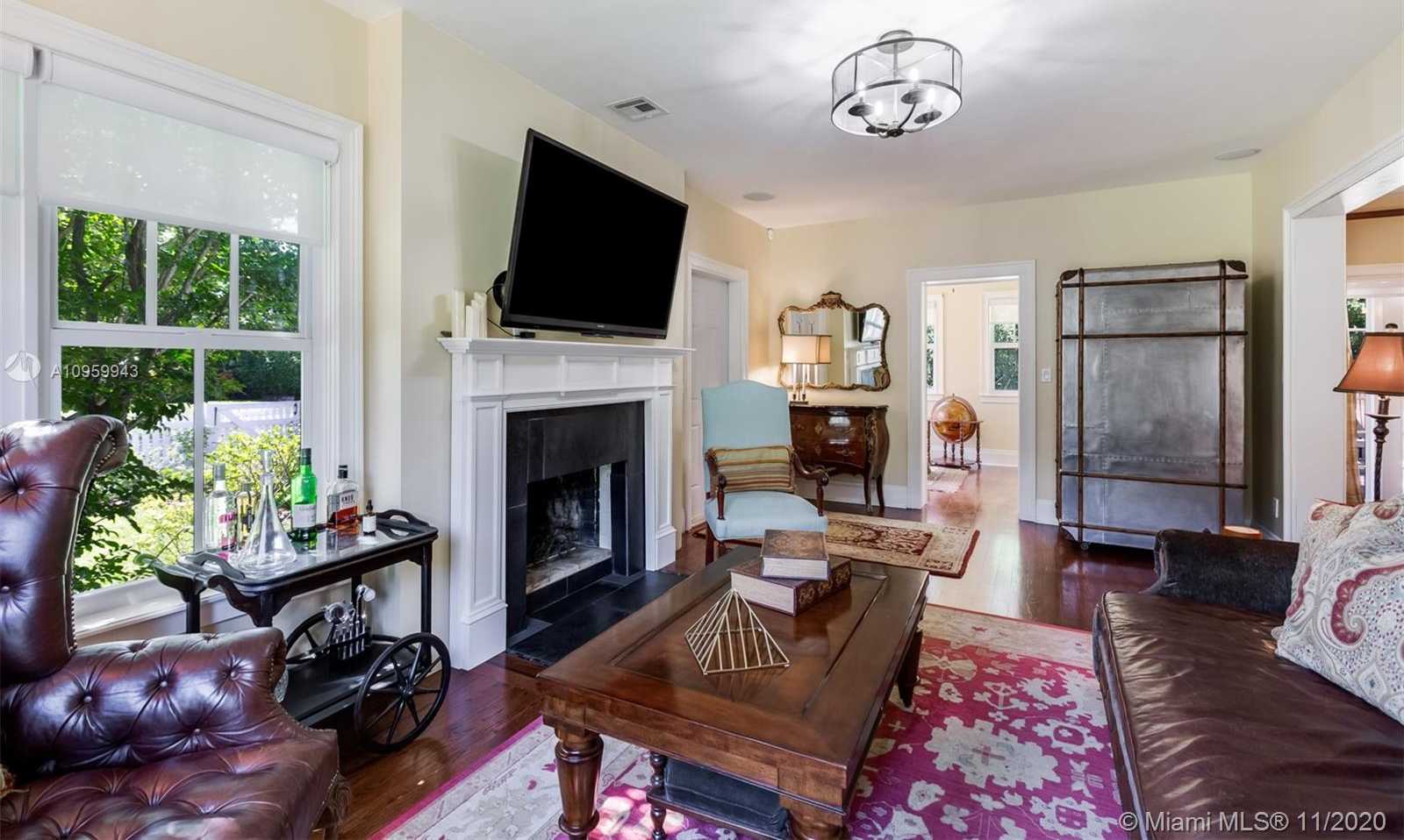 Small Image of 285 NORTH EAST 105TH ST, Miami Shores Number 10