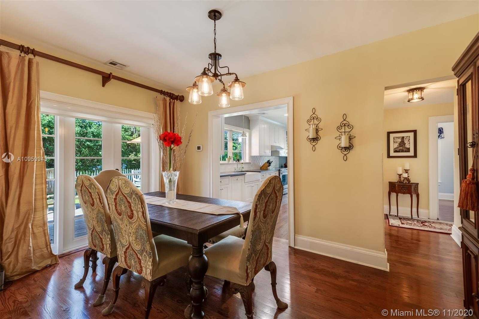Small Image of 285 NORTH EAST 105TH ST, Miami Shores Number 15