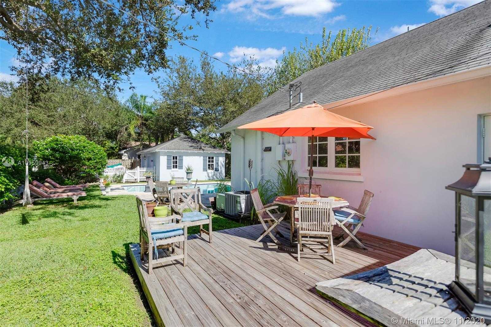 Small Image of 285 NORTH EAST 105TH ST, Miami Shores Number 17