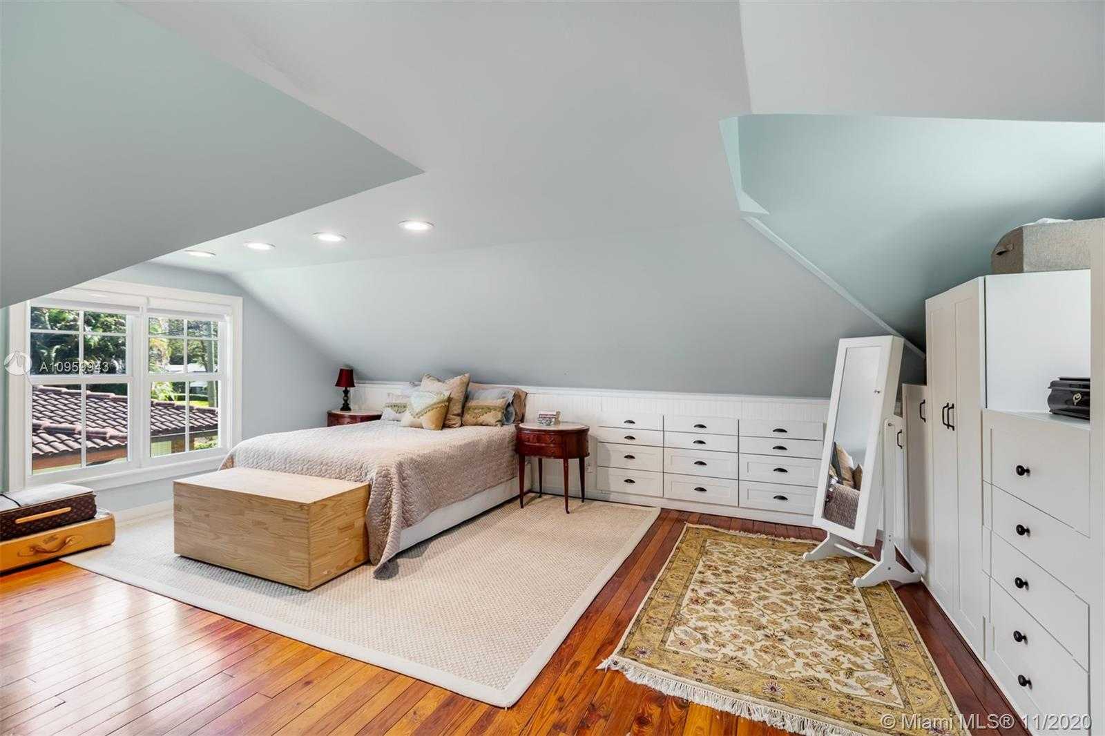 Small Image of 285 NORTH EAST 105TH ST, Miami Shores Number 19