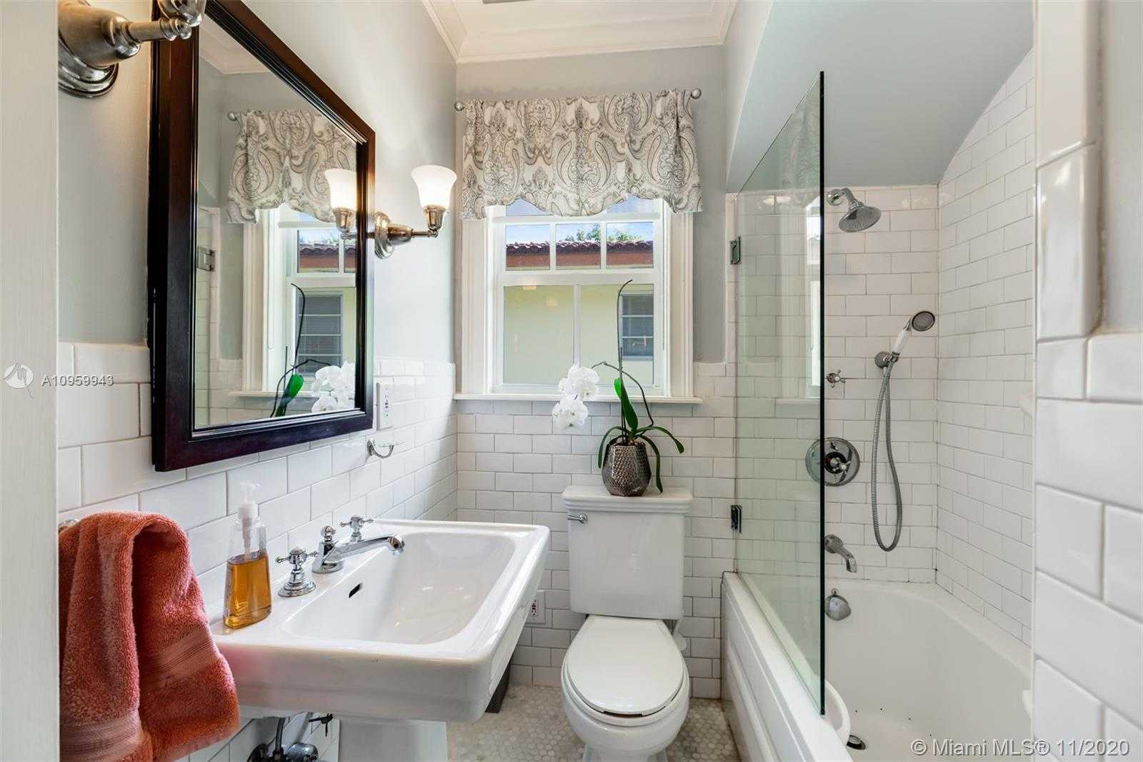 Small Image of 285 NORTH EAST 105TH ST, Miami Shores Number 26