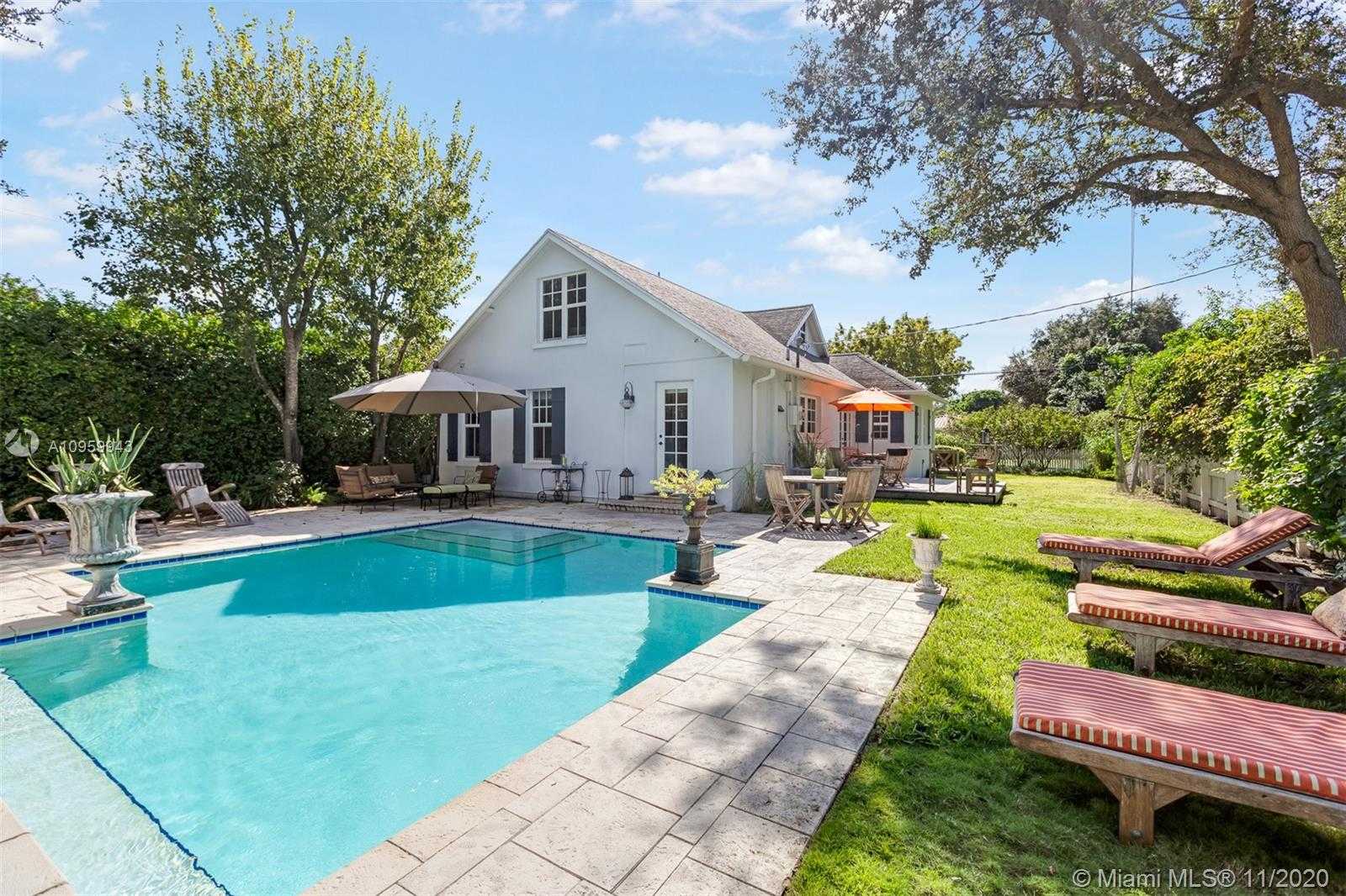 Small Image of 285 NORTH EAST 105TH ST, Miami Shores Number 3