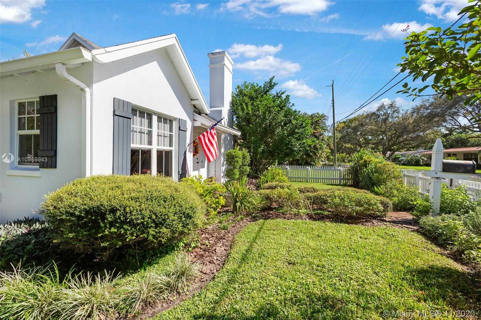 Small Image of 285 NORTH EAST 105TH ST, Miami Shores Number 4