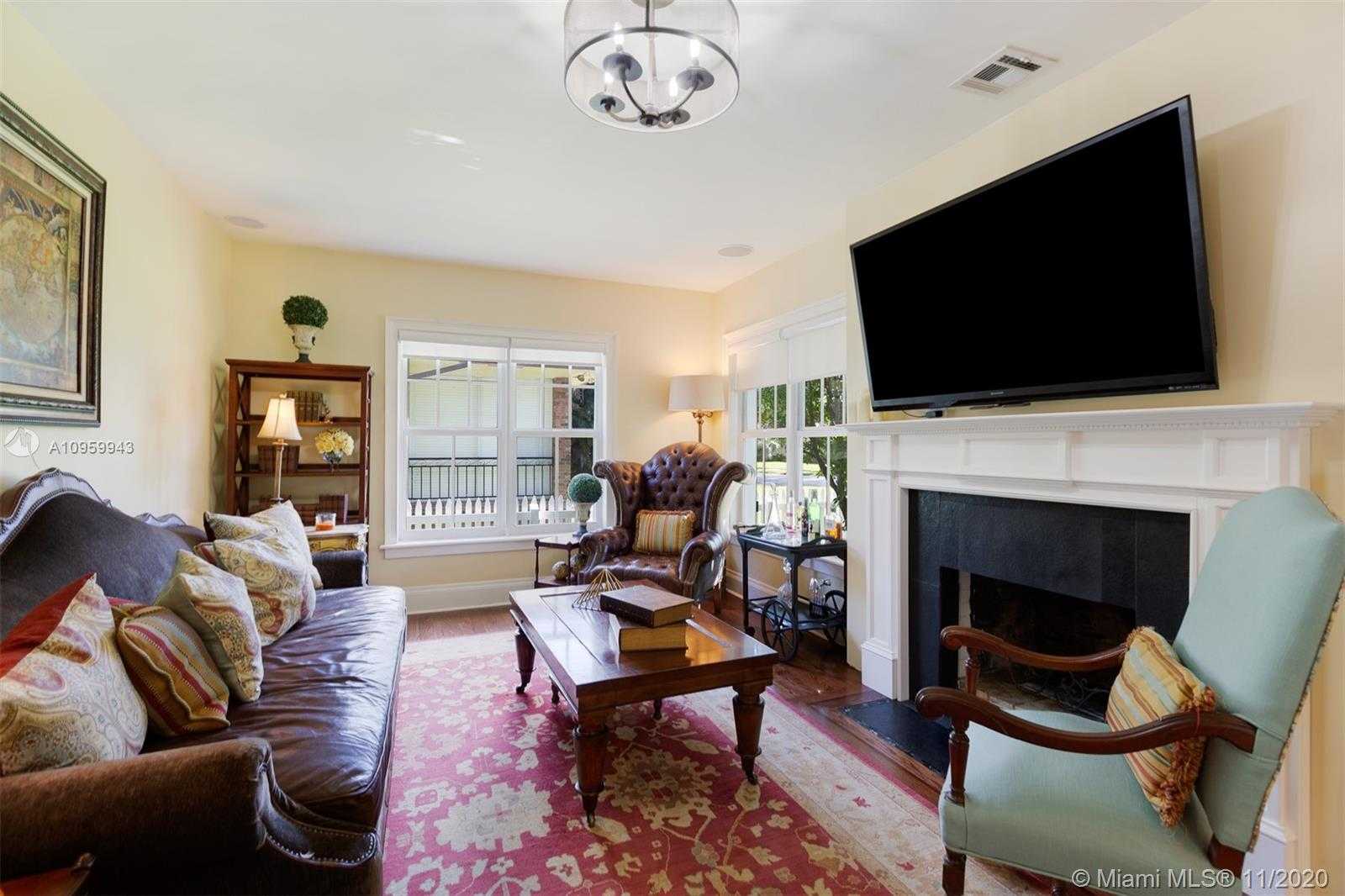 Small Image of 285 NORTH EAST 105TH ST, Miami Shores Number 7