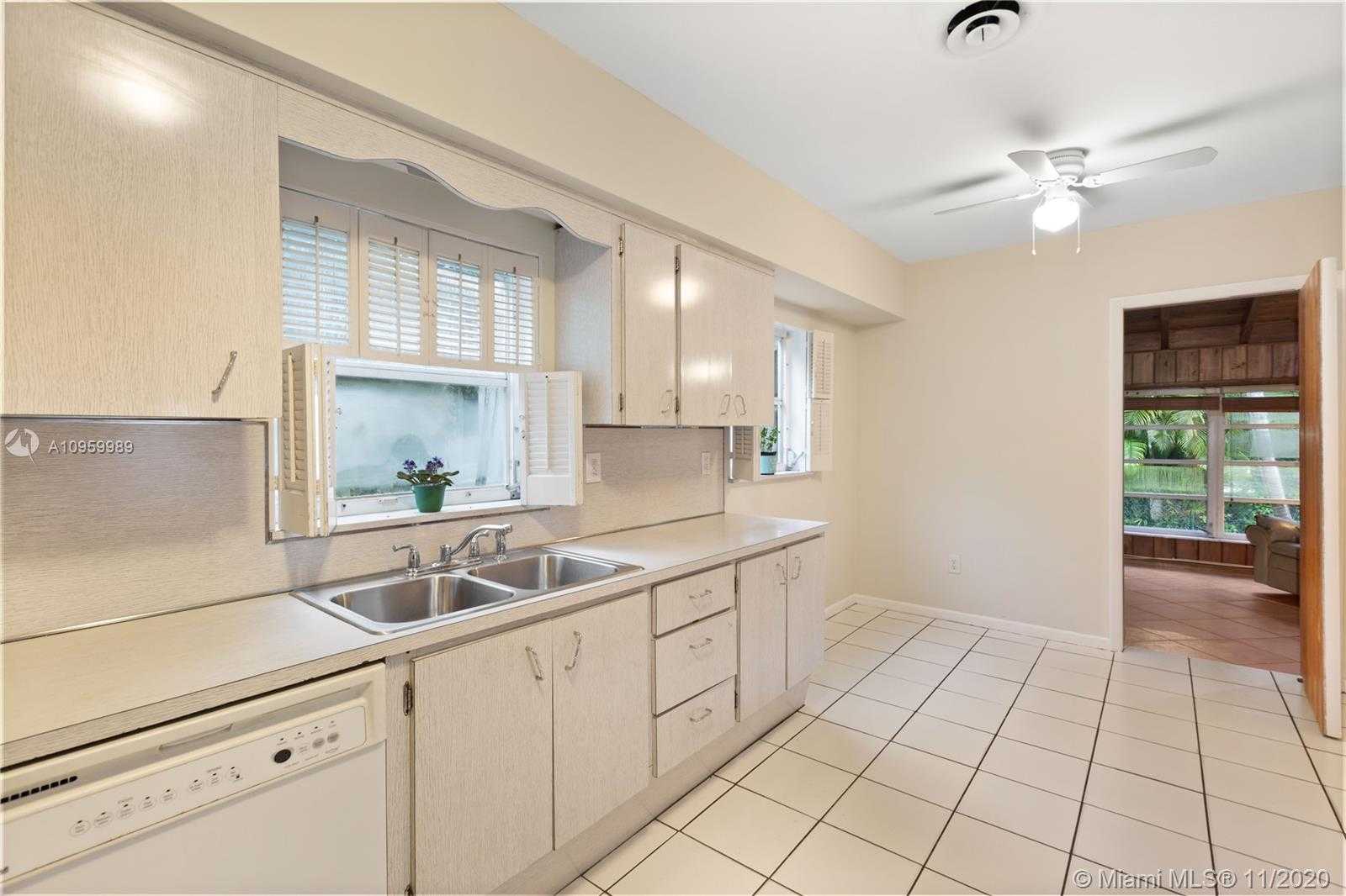 Small Image of 439 HARDEE RD, Coral Gables Number 17