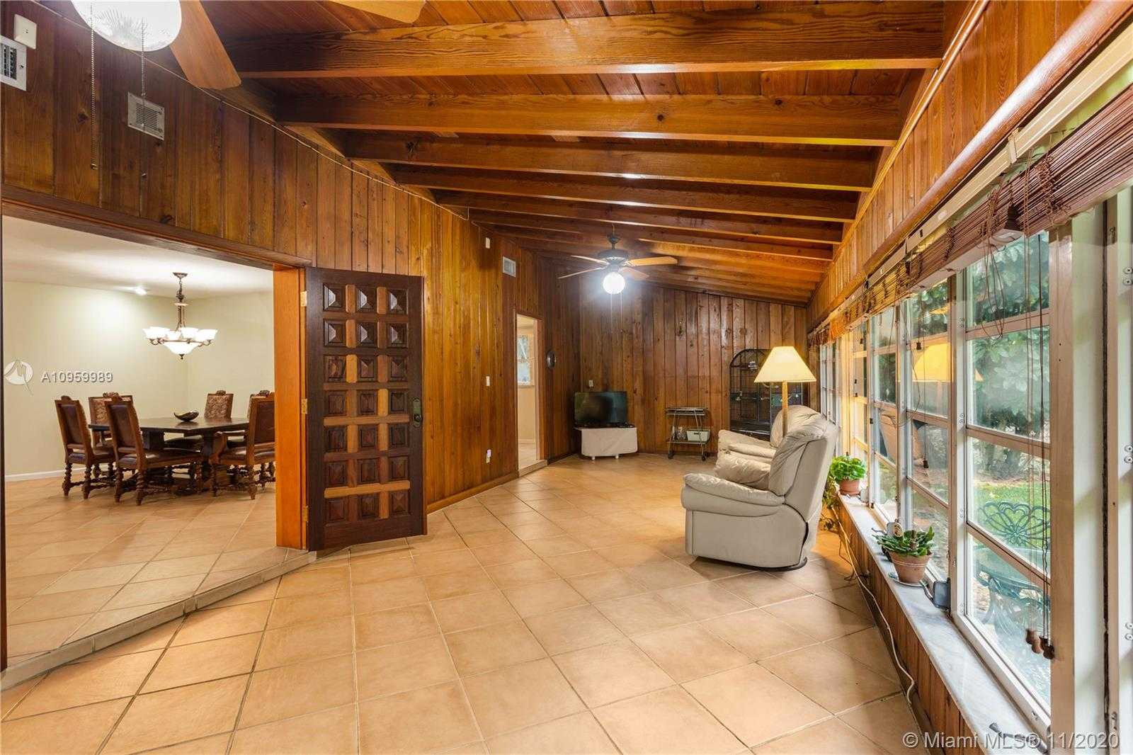 Small Image of 439 HARDEE RD, Coral Gables Number 24