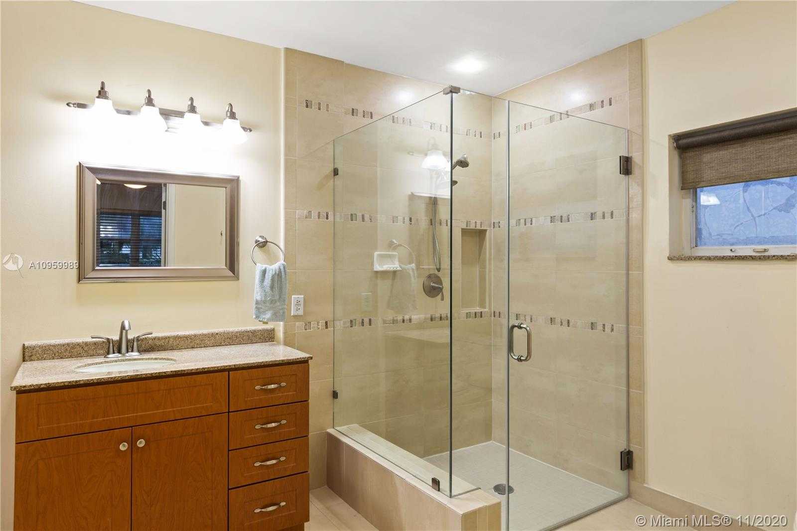 Small Image of 439 HARDEE RD, Coral Gables Number 36