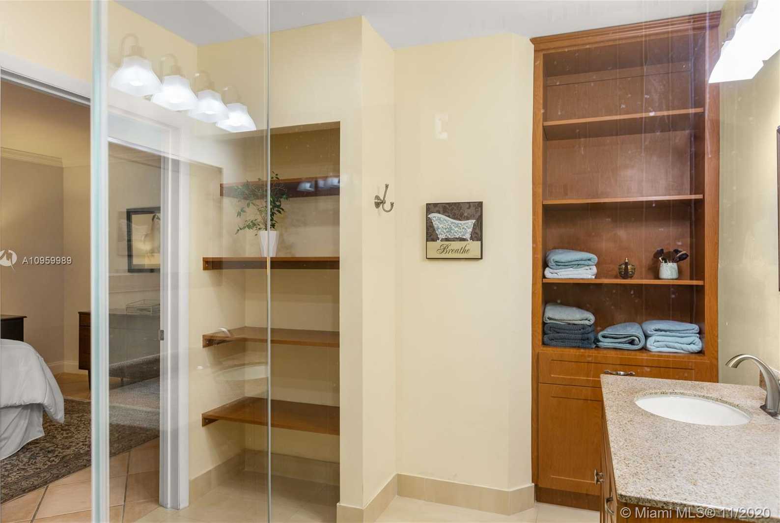 Small Image of 439 HARDEE RD, Coral Gables Number 37