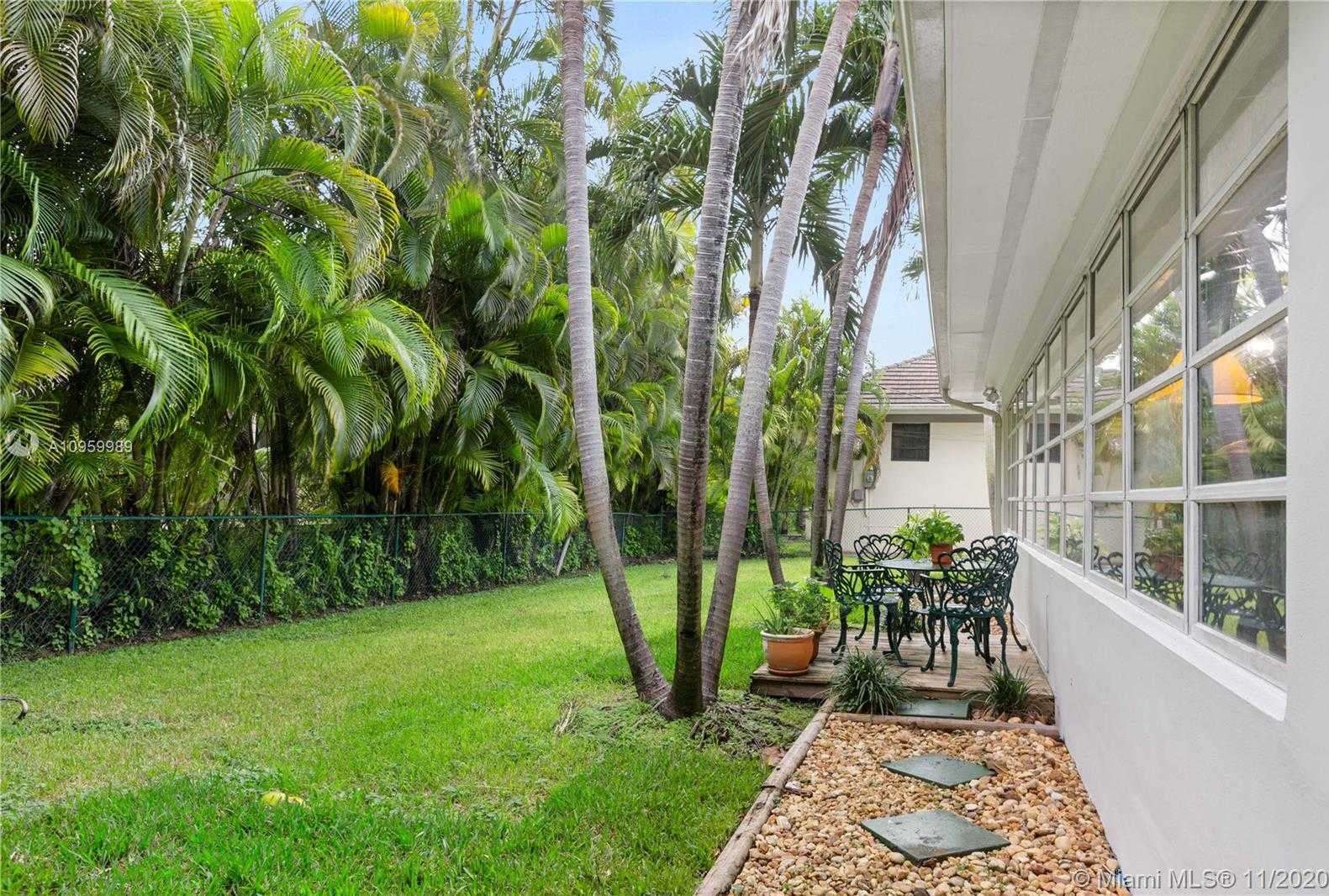 Small Image of 439 HARDEE RD, Coral Gables Number 40