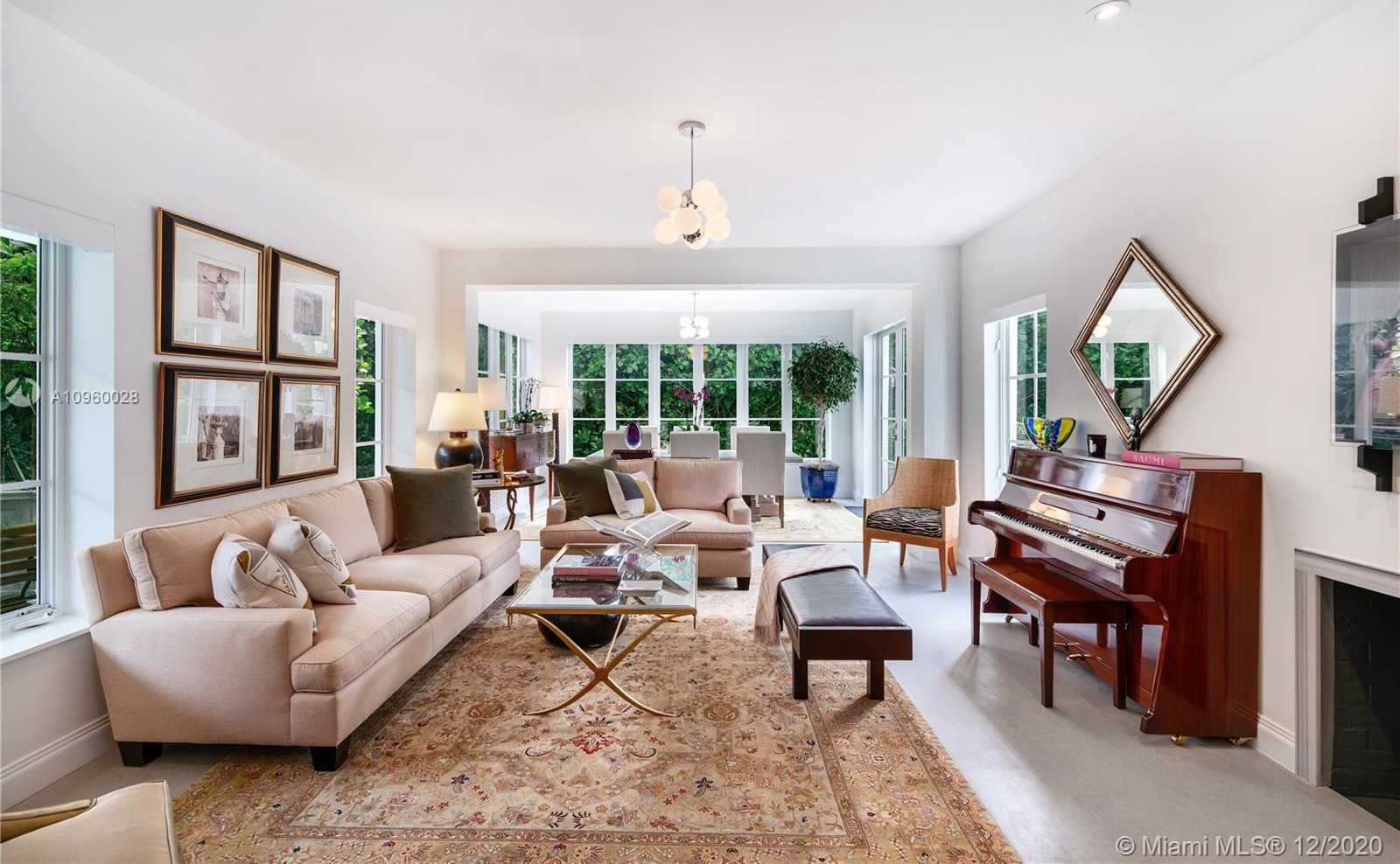 Small Image of 2534 FLAMINGO DR, Miami Beach Number 12
