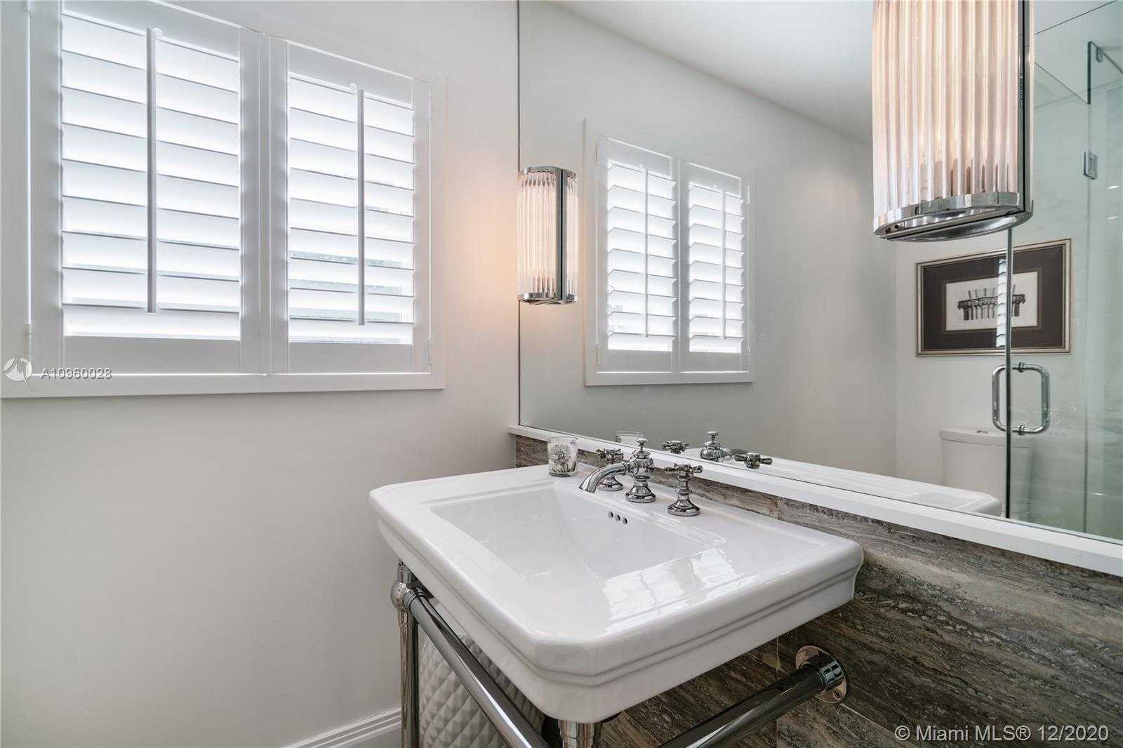 Small Image of 2534 FLAMINGO DR, Miami Beach Number 16