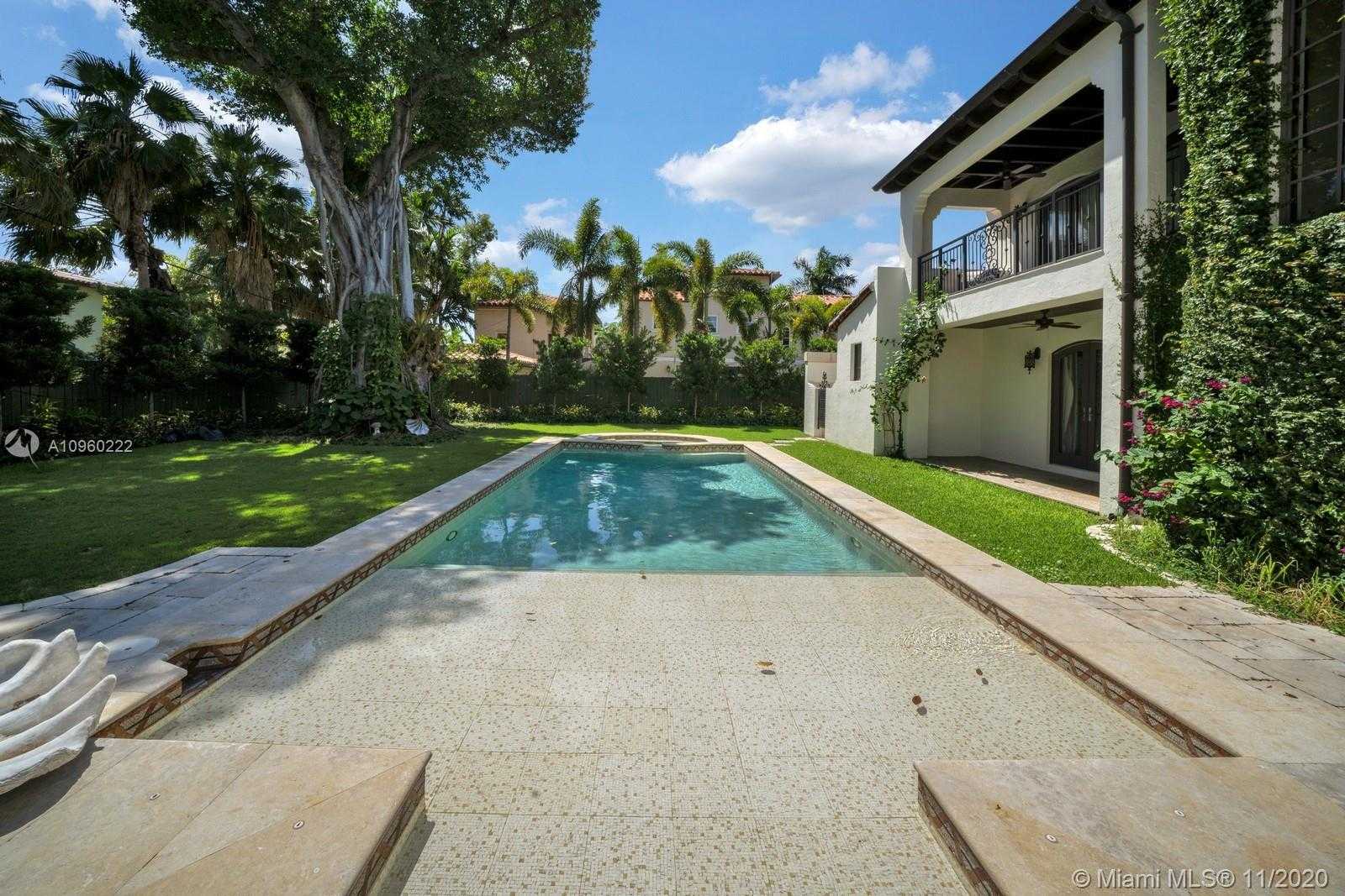 Small Image of 5645 NORTH BAY RD, Miami Beach Number 32