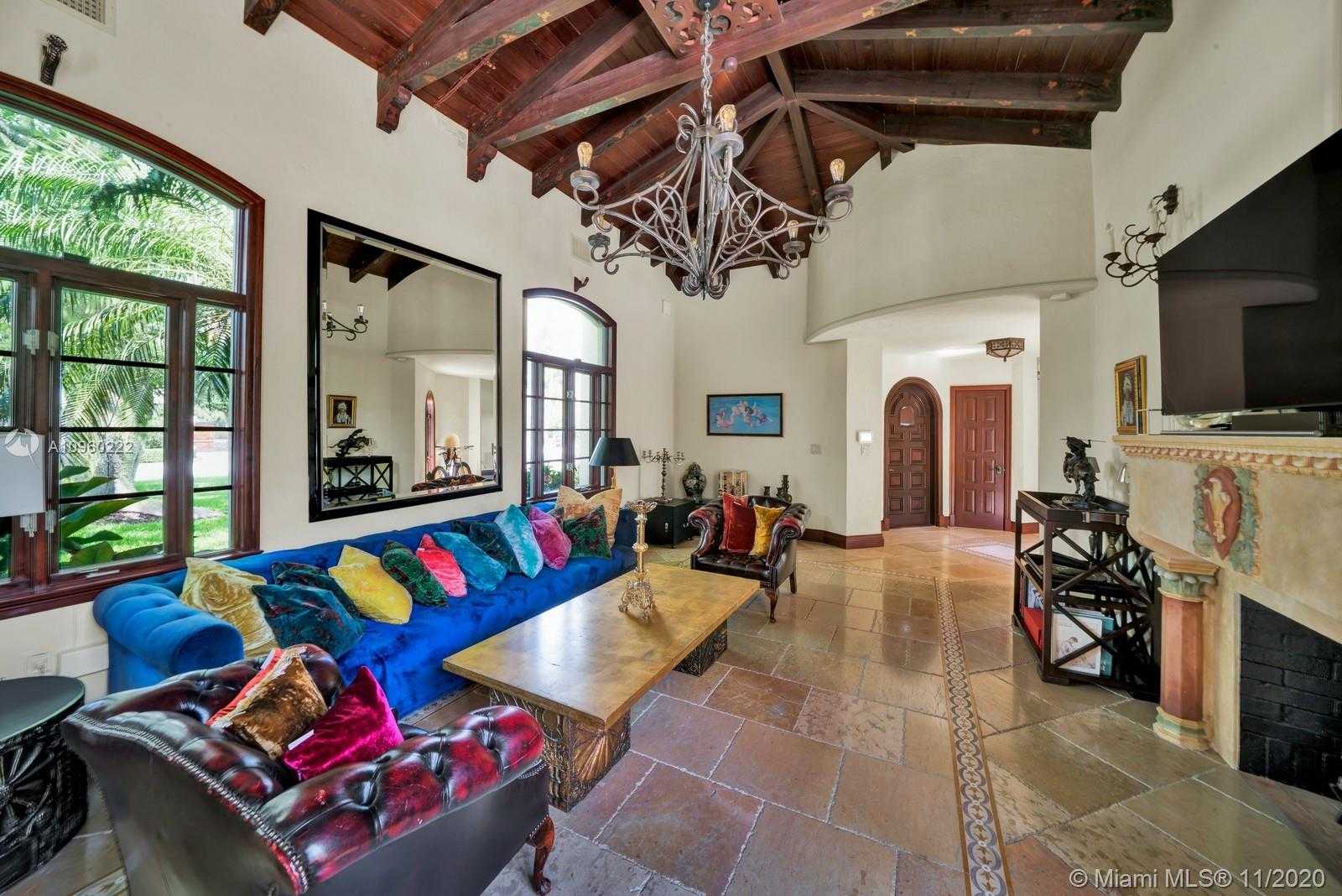Small Image of 5645 NORTH BAY RD, Miami Beach Number 7