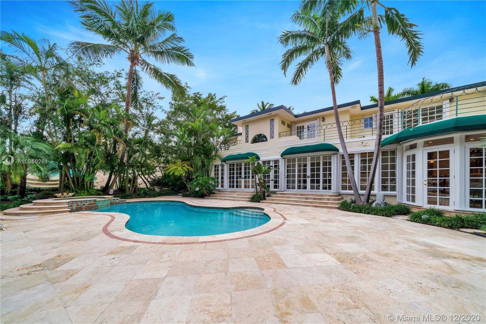 Small Image of 6145 PINE TREE DR, Miami Beach Number 2