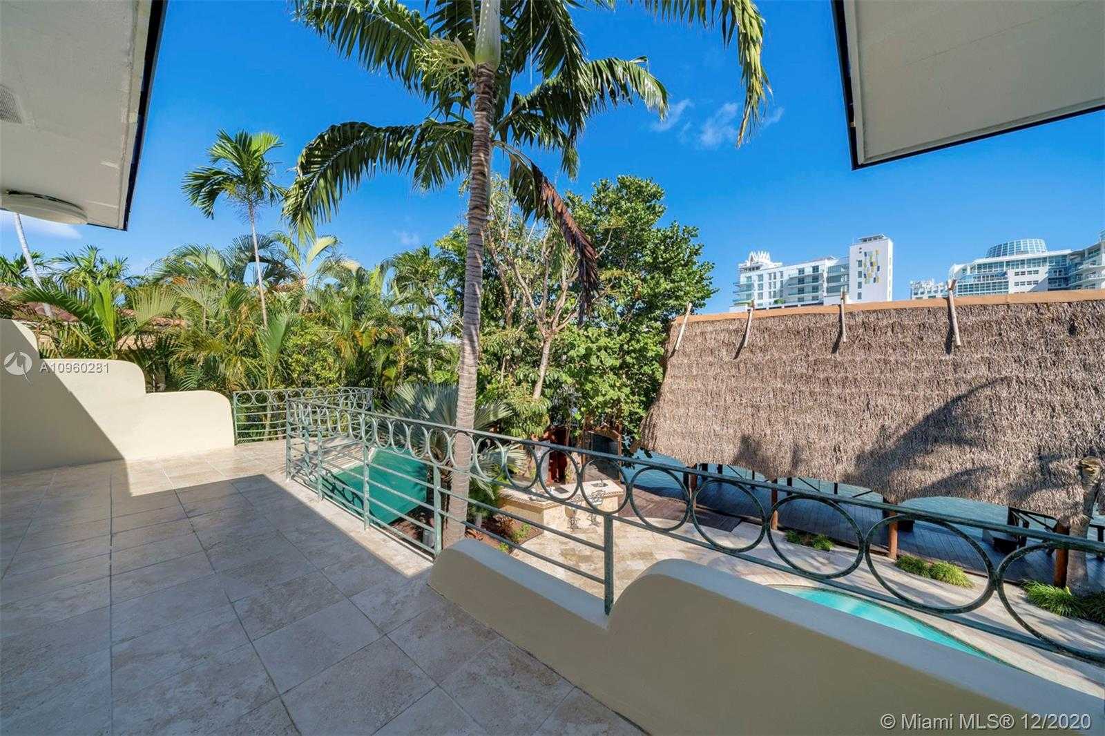 Small Image of 6145 PINE TREE DR, Miami Beach Number 25