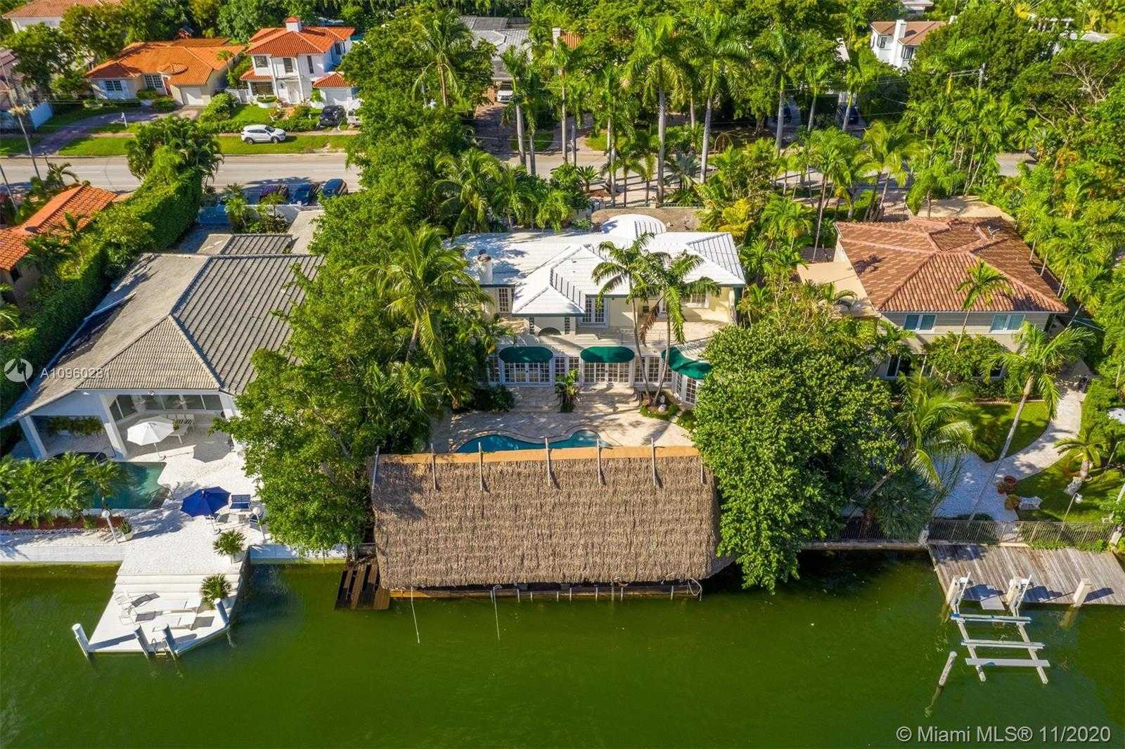 Small Image of 6145 PINE TREE DR, Miami Beach Number 64