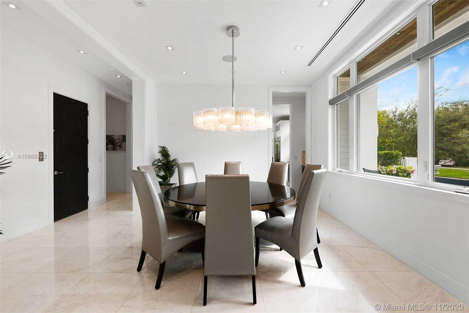 Small Image of 5555 SOUTH WEST 76TH ST, South Miami Number 10
