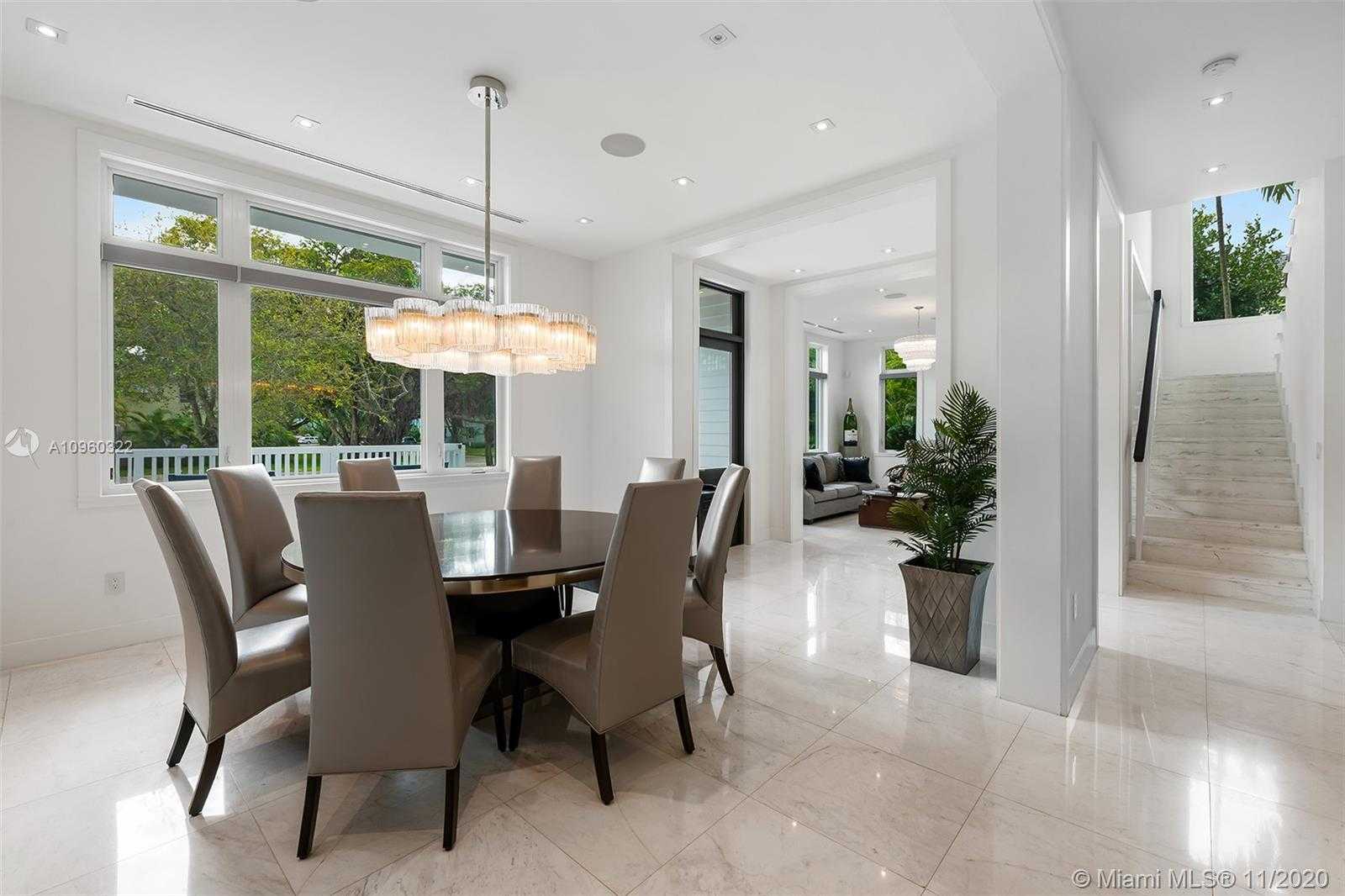 Small Image of 5555 SOUTH WEST 76TH ST, South Miami Number 12