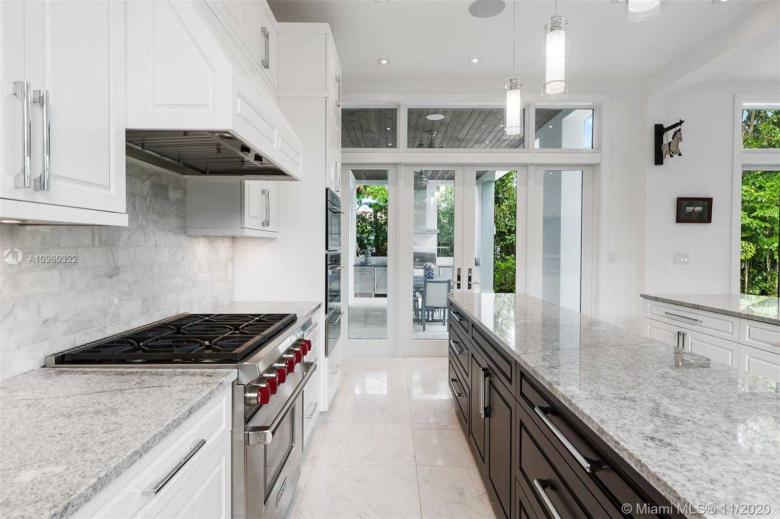 Small Image of 5555 SOUTH WEST 76TH ST, South Miami Number 18