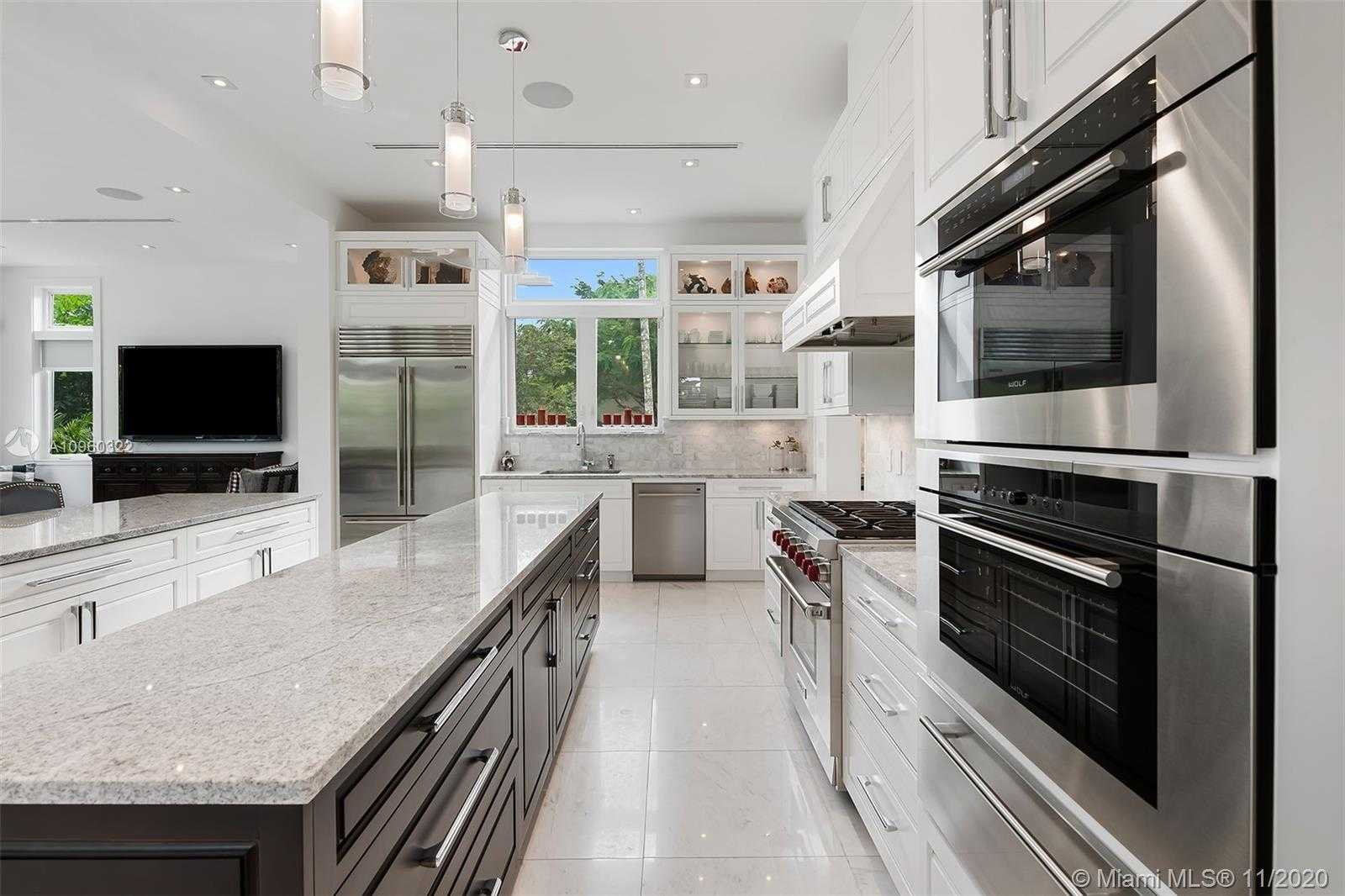 Small Image of 5555 SOUTH WEST 76TH ST, South Miami Number 19