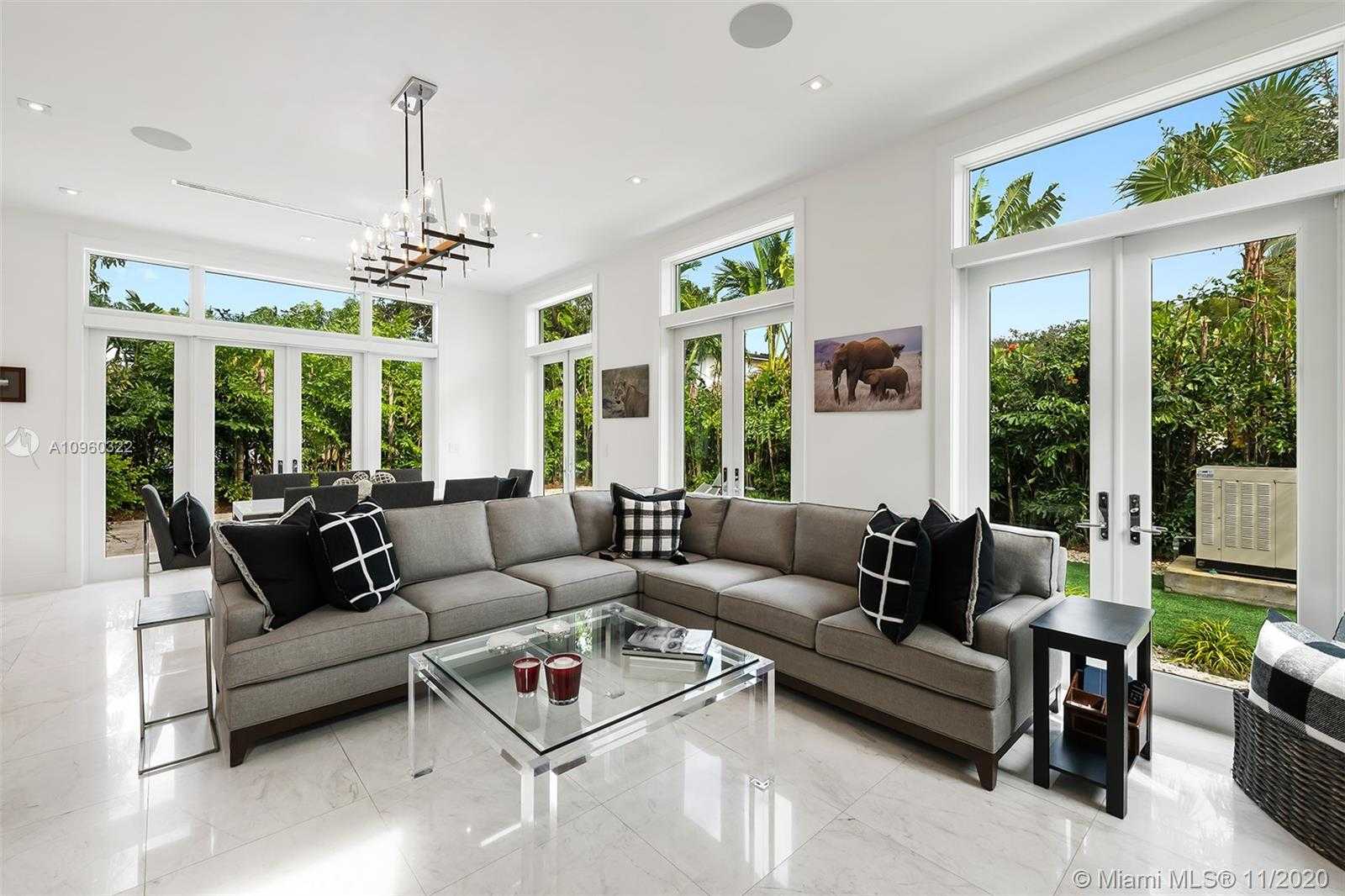 Small Image of 5555 SOUTH WEST 76TH ST, South Miami Number 27