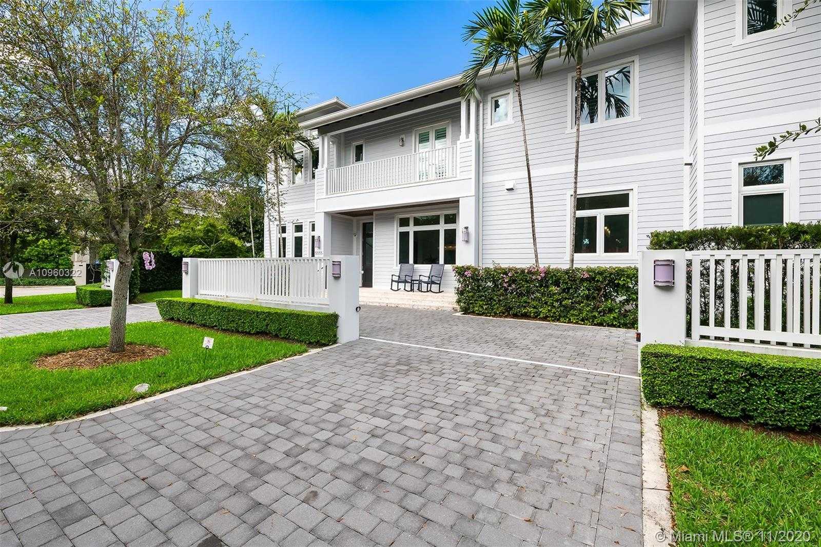 Small Image of 5555 SOUTH WEST 76TH ST, South Miami Number 3