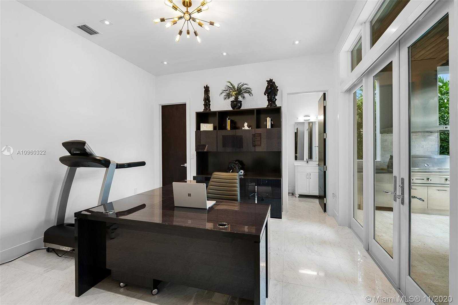 Small Image of 5555 SOUTH WEST 76TH ST, South Miami Number 33