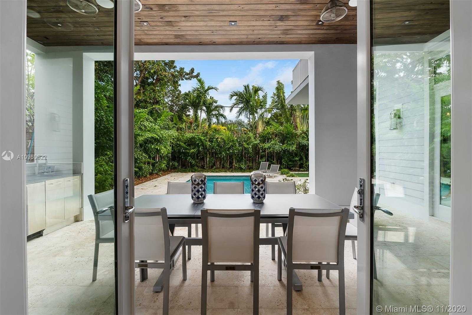 Small Image of 5555 SOUTH WEST 76TH ST, South Miami Number 34