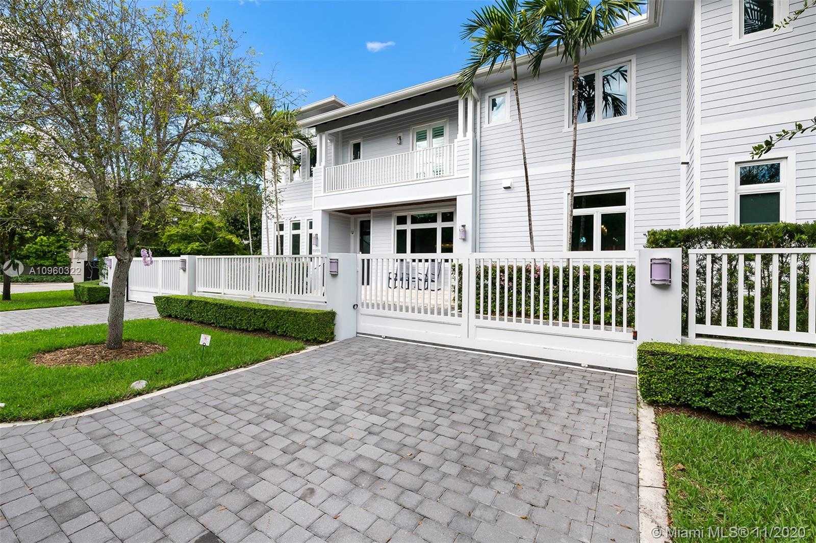 Small Image of 5555 SOUTH WEST 76TH ST, South Miami Number 4