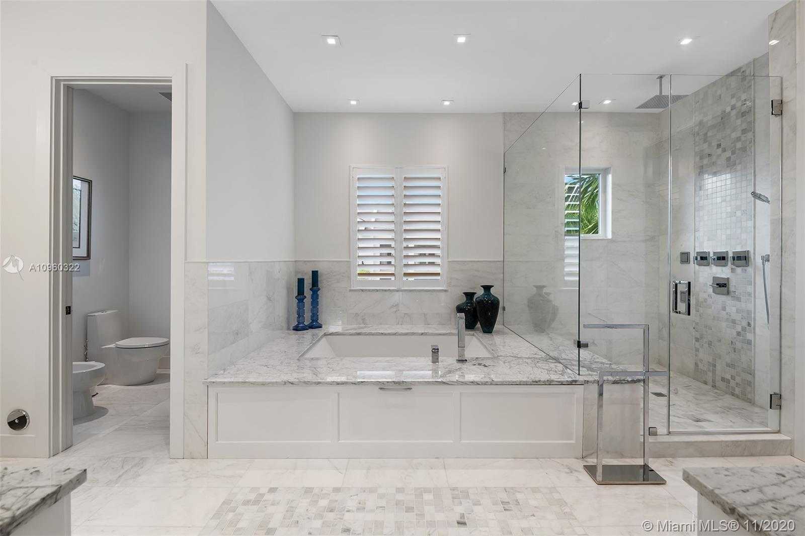 Small Image of 5555 SOUTH WEST 76TH ST, South Miami Number 41