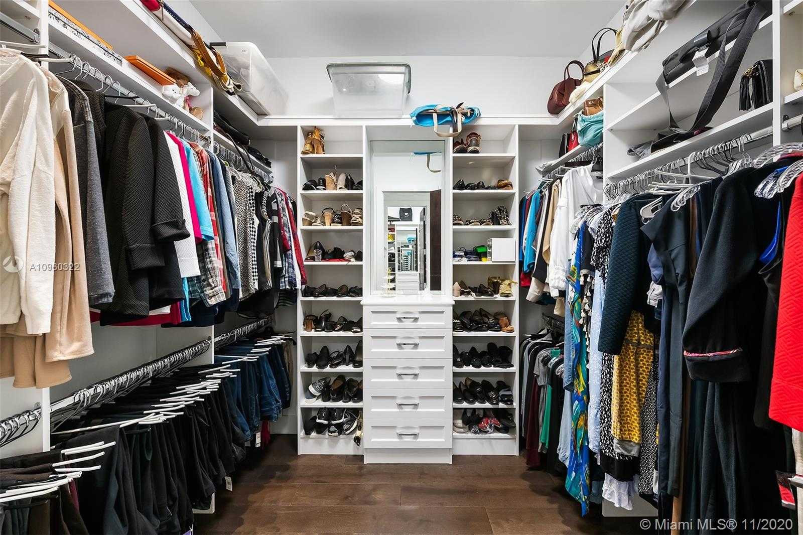 Small Image of 5555 SOUTH WEST 76TH ST, South Miami Number 46