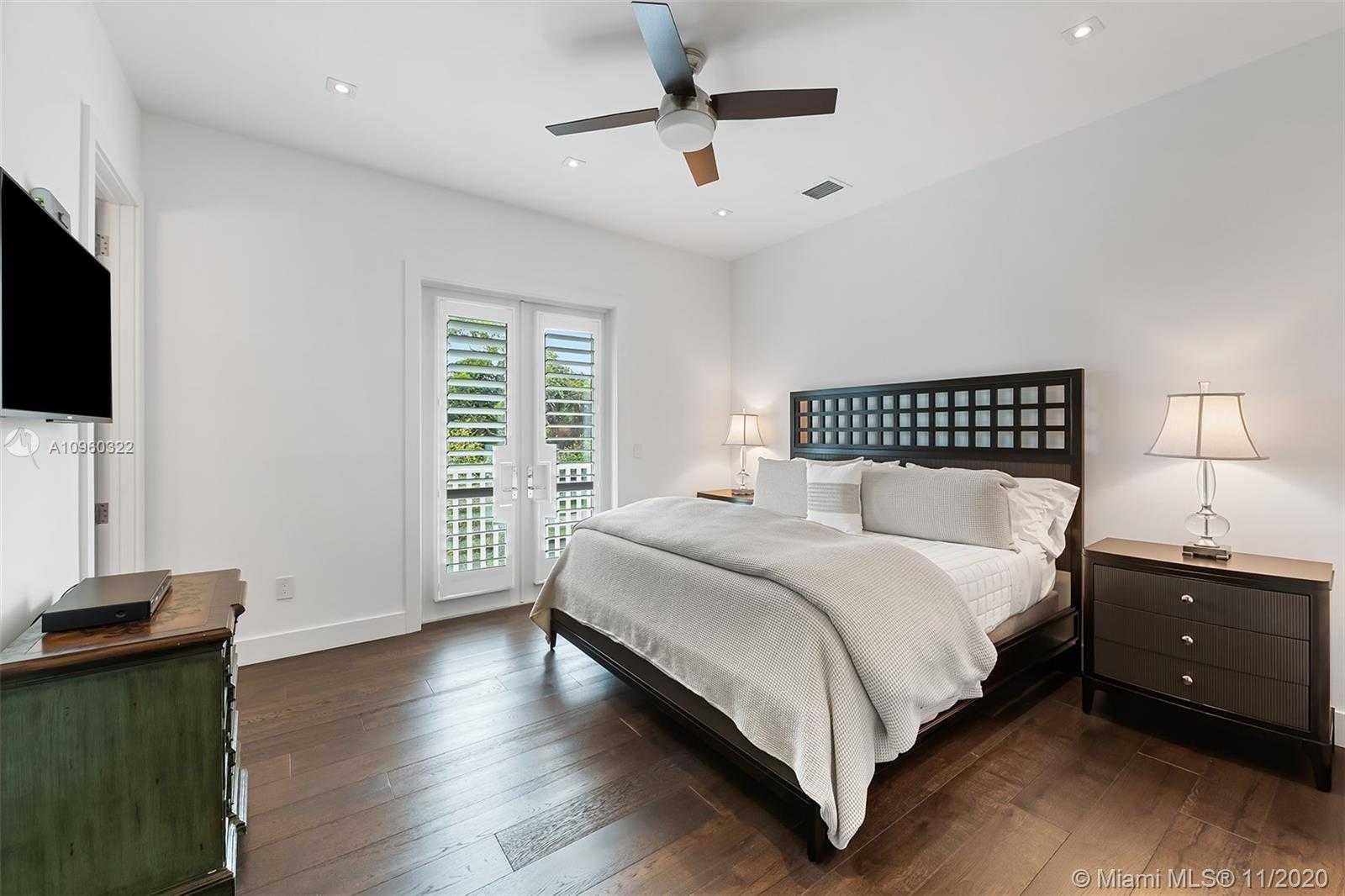 Small Image of 5555 SOUTH WEST 76TH ST, South Miami Number 50