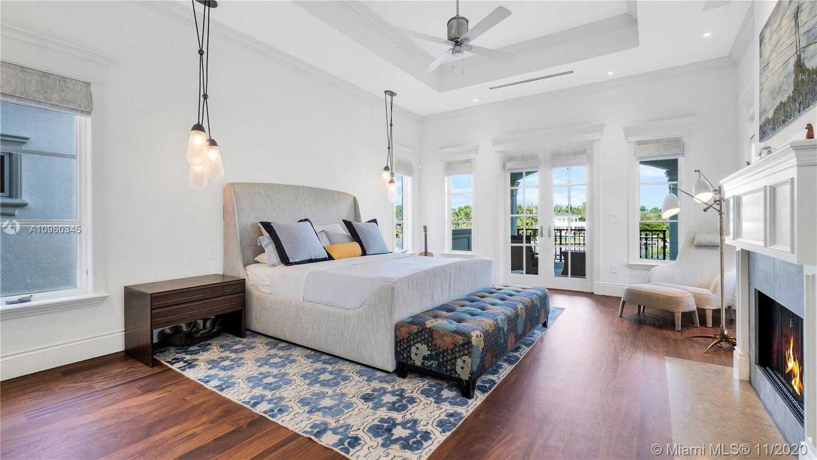 Small Image of 9320 GALLARDO ST, Coral Gables Number 13
