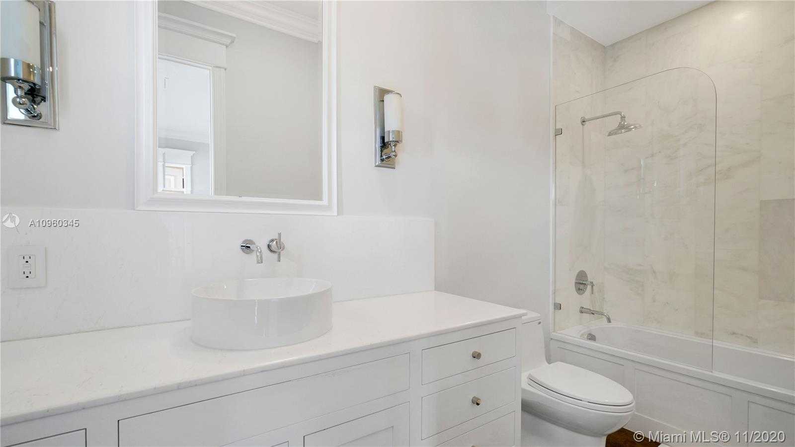 Small Image of 9320 GALLARDO ST, Coral Gables Number 18