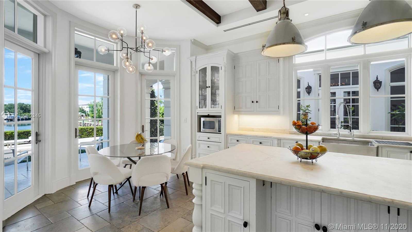 Small Image of 9320 GALLARDO ST, Coral Gables Number 8