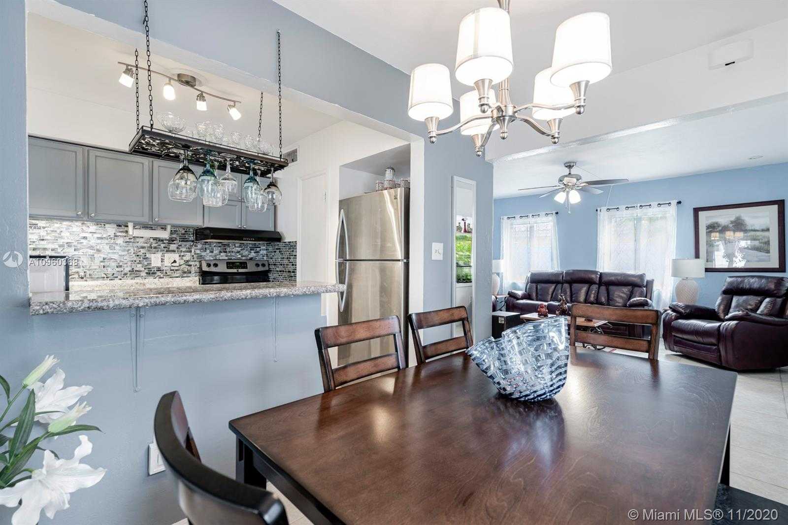 Small Image of 2650 SOUTH WEST 12TH TER, Fort Lauderdale Number 15