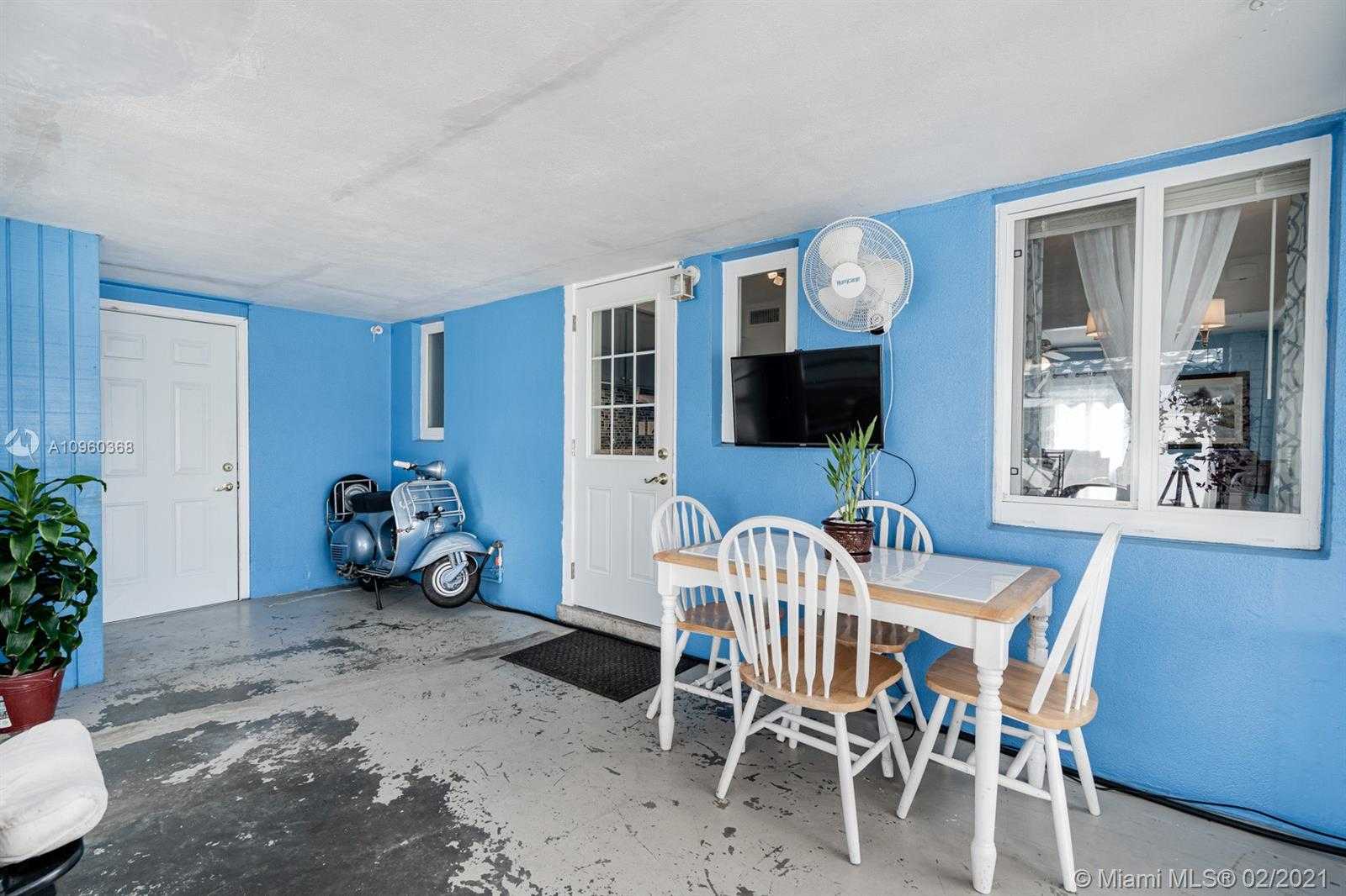 Small Image of 2650 SOUTH WEST 12TH TER, Fort Lauderdale Number 17