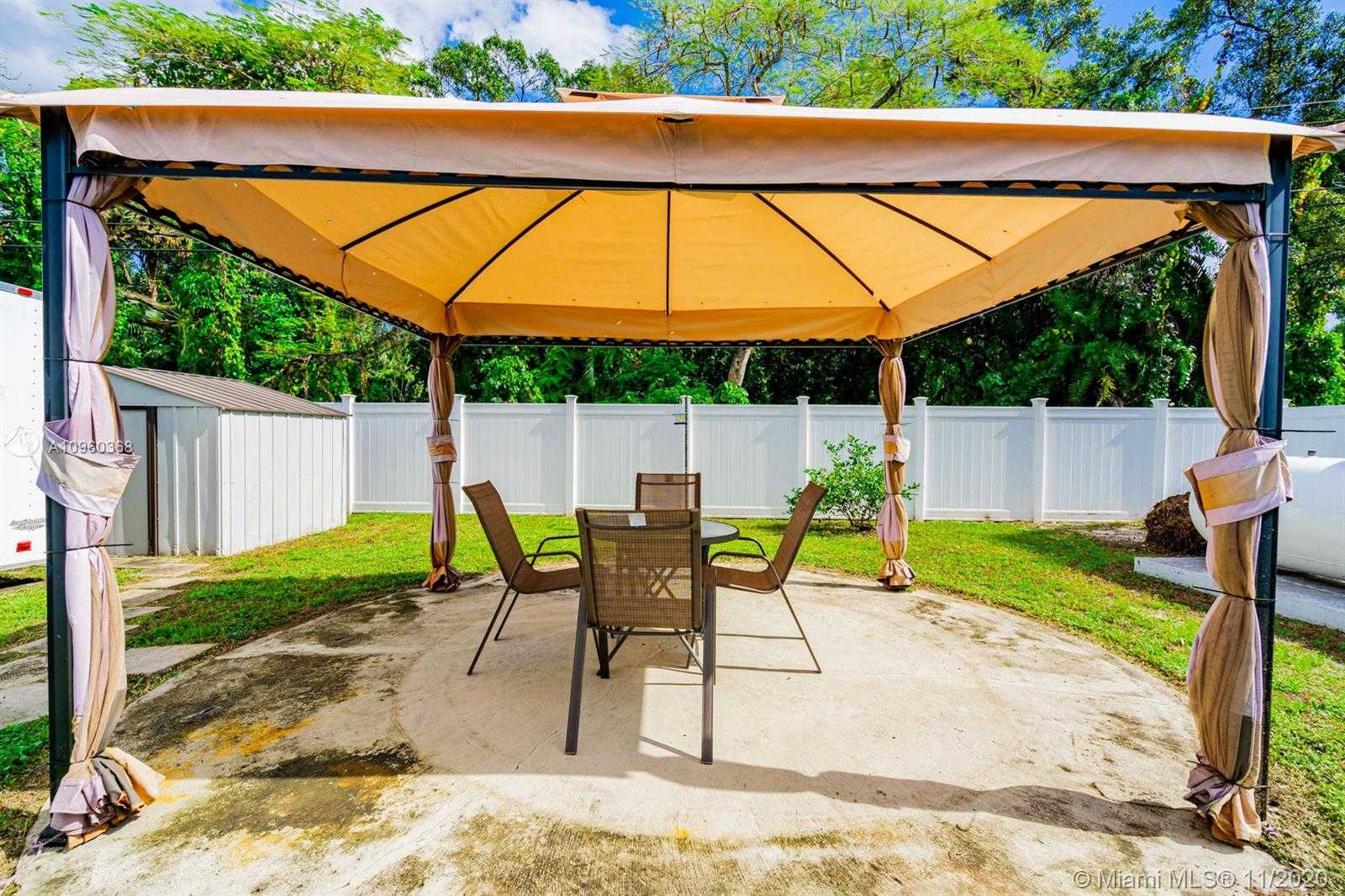 Small Image of 2650 SOUTH WEST 12TH TER, Fort Lauderdale Number 27